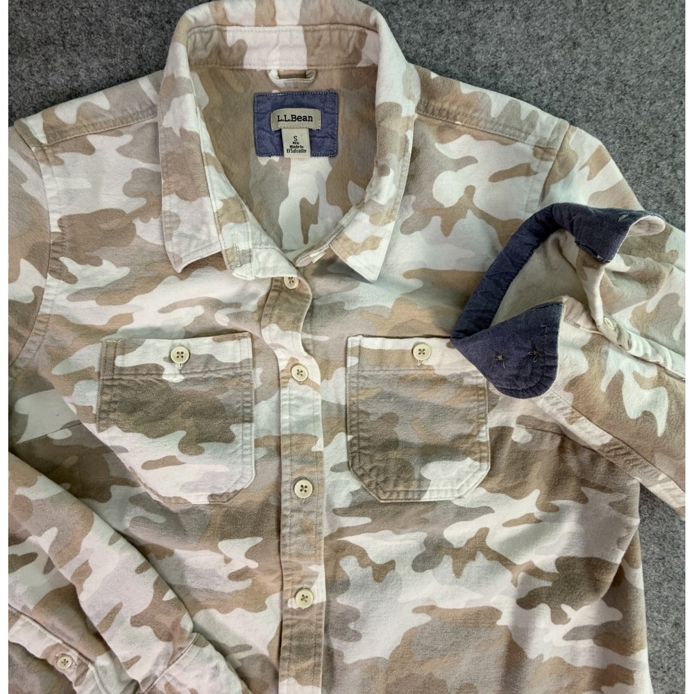 LLBean‎ Camouflage Button Down Shirt Women Size S Long Sleeve Cotton Casual